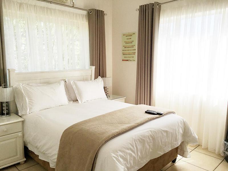 Peaches & Cream Bed & Breakfast レディスミス エクステリア 写真